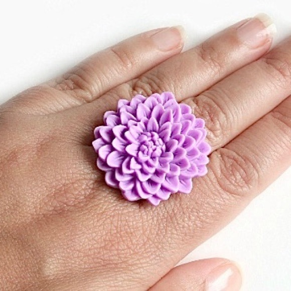 LOT OF 3 Light Purple Flower Rings Bundle - Adjustable - SOLD AS IS - Picture 5 of 8